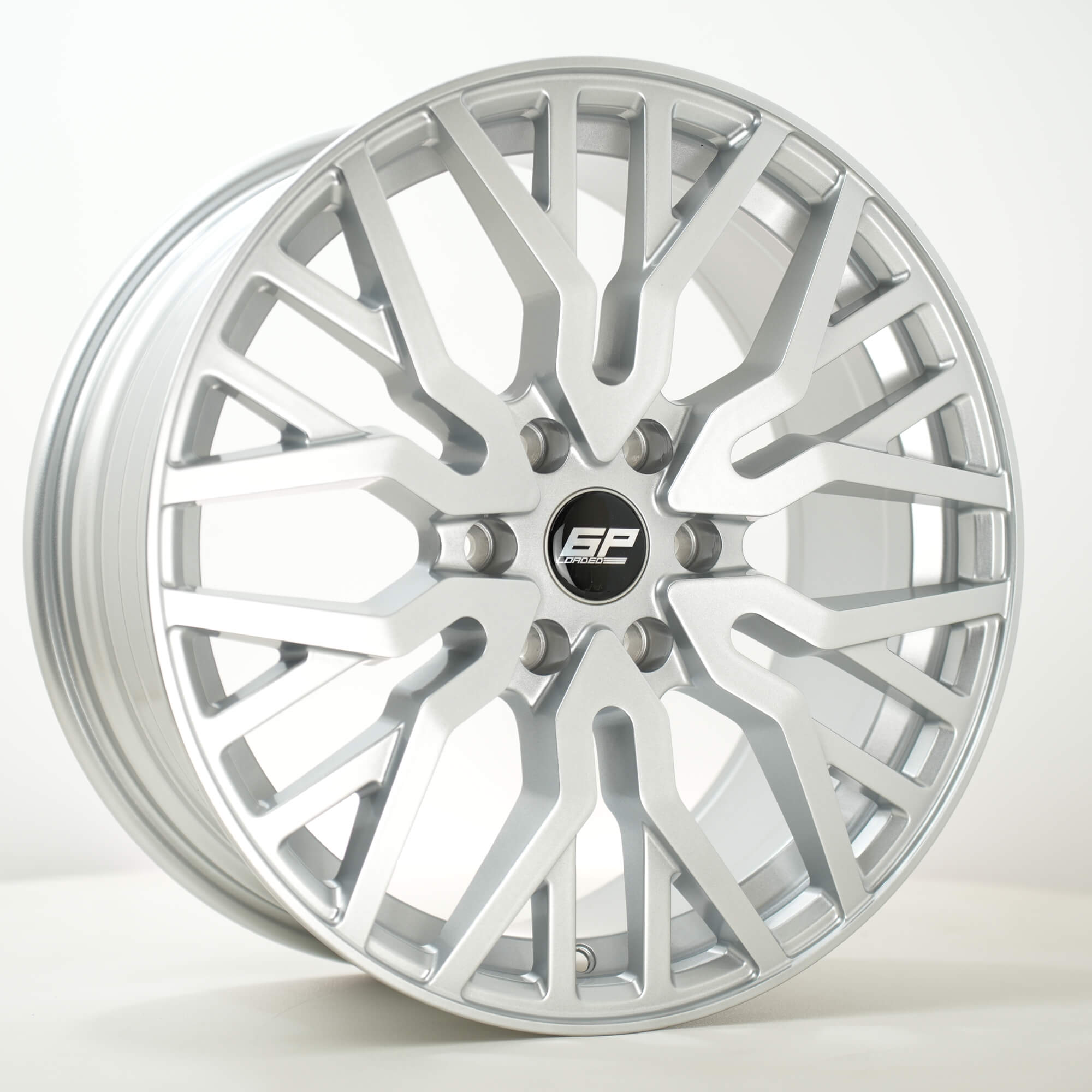 6Performance Loaded07 - Silver alloy wheel