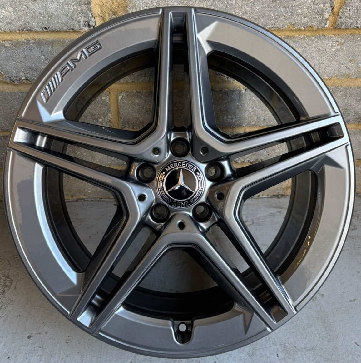 Mercedes OEM AMG 5 Twin Spoke 5 - Anthracite Grey alloy wheel