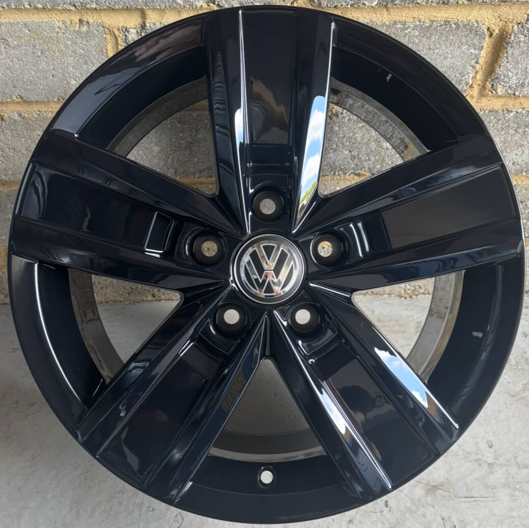 VW OEM Davenport - Gloss Black alloy wheel